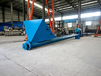 螺旋輸送機(jī)的輸送結(jié)構(gòu)為：螺旋機(jī)殼，螺旋軸，螺旋葉片，螺旋電機(jī)等多個(gè)部件的使用。